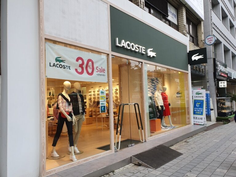 [京畿道] [事後免税店] LACOSTE（ラコステ）・プチョン（富川）店（라코스테부천점）