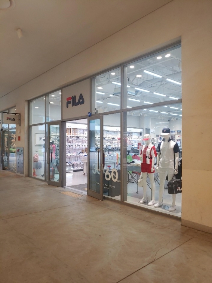 [京畿道] [事後免税店] FILA（フィラ）（휠라）
