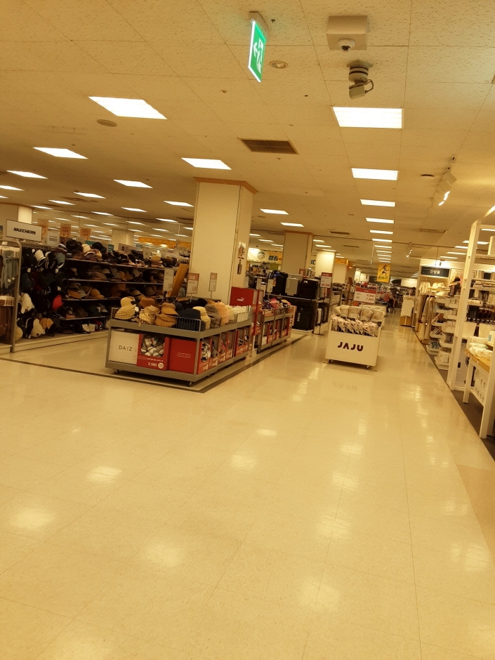 [京畿道] [事後免税店] イーマート・ヤンジュ（楊州）（이마트 양주）