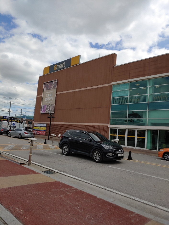 [京畿道] [事後免税店] イーマート・ポチョン（抱川）（이마트 포천）