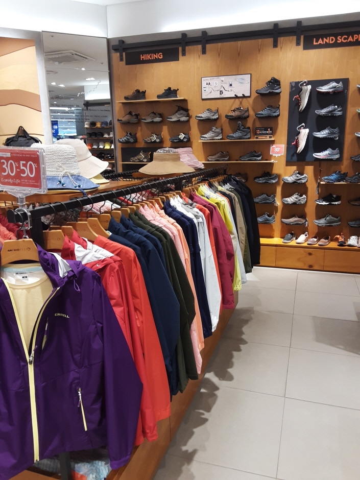 [京畿道] [事後免税店] ファスンMERRELL（メレル）・ロッテパジュ（坡州）（화승 머렐 롯데파주）