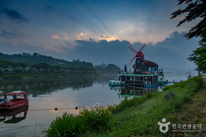 [江原道] 孔之川遊園地（공지천유원지）