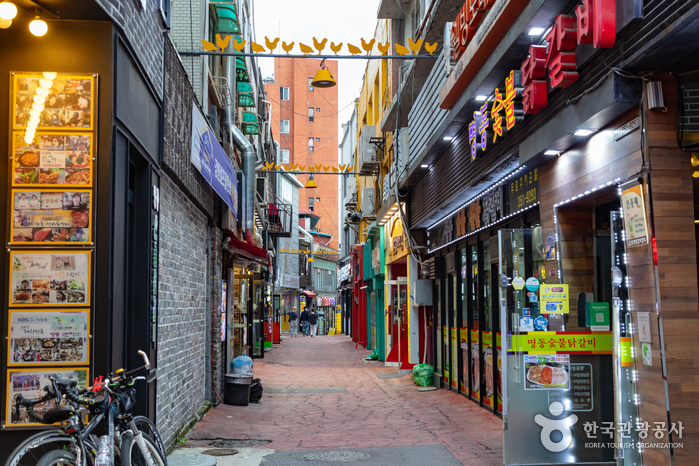 [江原道] 春川明洞タッカルビ通り（춘천 명동 닭갈비 골목）