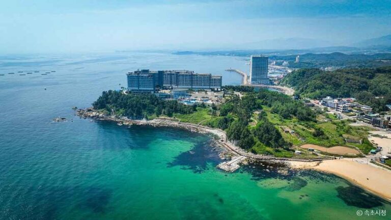 [江原道] 外瓮峙海辺（외옹치해변）