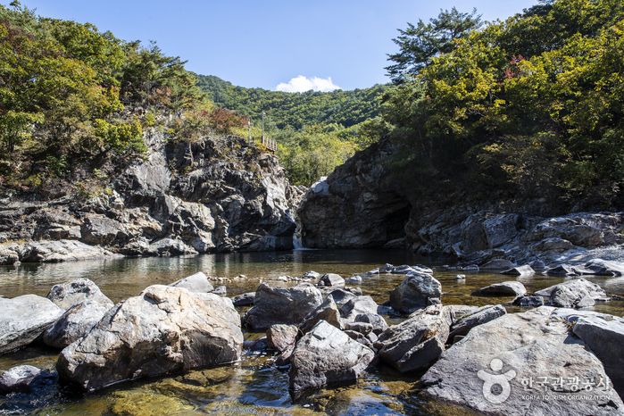 [江原道] 頭陀淵（江原平和地域国家地質公園）（두타연（강원평화지역 국가지질공원））
