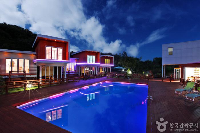 [江原道] ビレッジ736 (빌리지736)