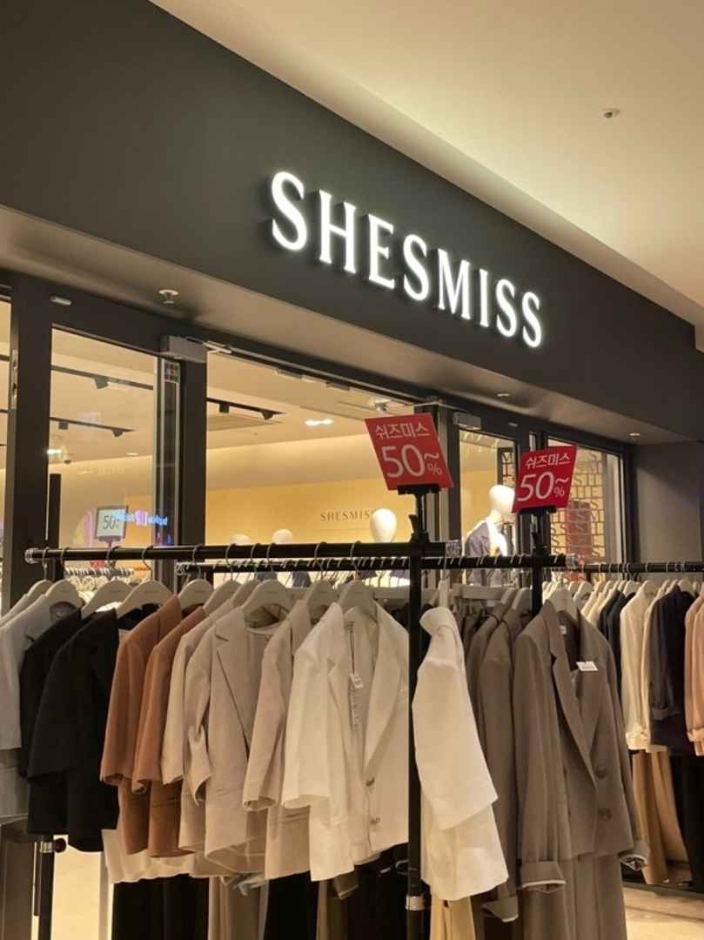 [江原道] [事後免税店] SHESMISS（シーズミス）・モダアウトレットチュンチョン（春川）店（쉬즈미스 모다아울렛 춘천점）