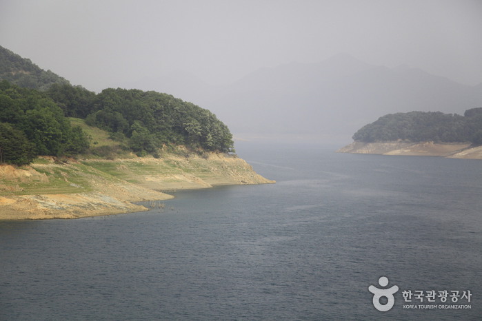 [忠清北道] 忠州湖チョンデンイ道（충주호 종댕이길）