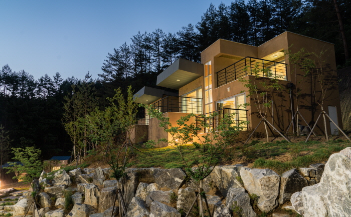 [慶尚北道] クムガンソン(金剛松)ECORIUM (금강송 에코리움)