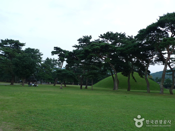 [慶尚北道] 慶州 武烈王陵、太宗武烈王陵碑（경주 무열왕릉, 태종무열왕릉비）