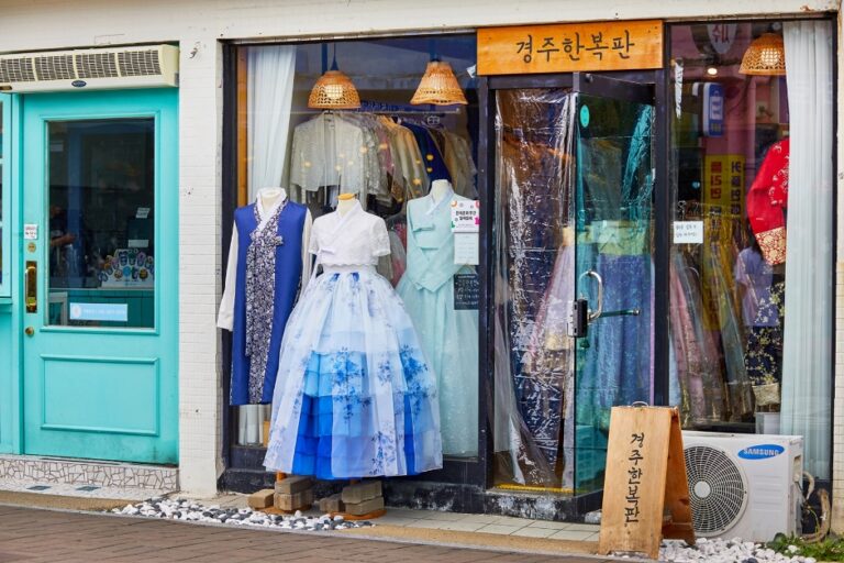 [慶尚北道] 慶州ハンボクパン（경주한복판）