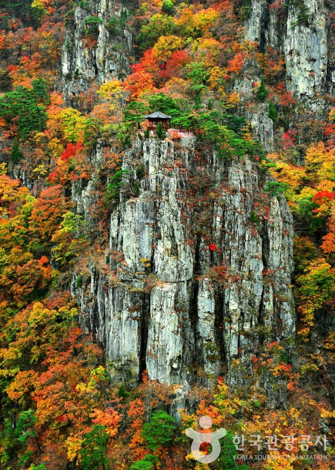 [慶尚北道] 内延山宝鏡寺市立公園（내연산보경사시립공원）