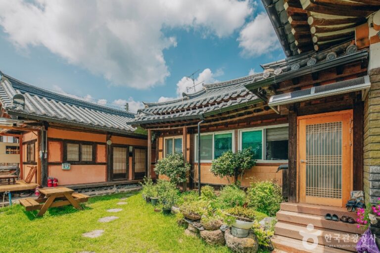 [慶尚北道] チュッククムナムチプ (축구꿈나무집)