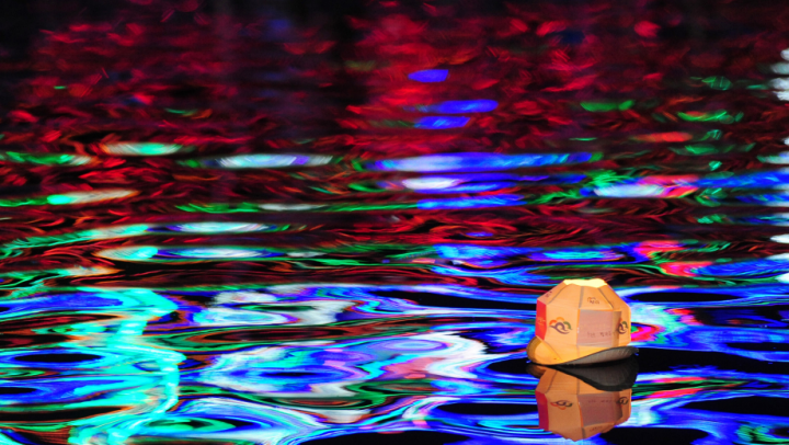 [慶尚南道] 晋州南江流灯祭り（진주 남강유등축제）