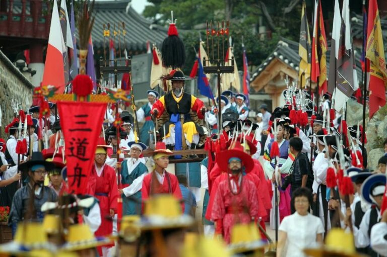 [慶尚南道] 統営閑山大捷祭り（통영한산대첩축제）