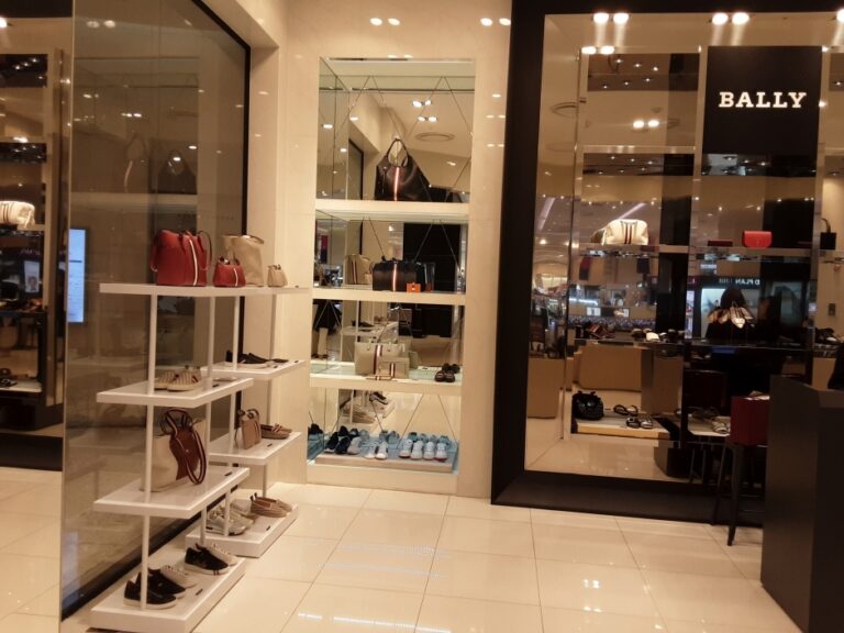 [慶尚南道] [事後免税店] BALLY・ロッテチャンウォン（昌原）（BALLY 롯데창원）