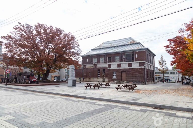 [全北] 近代建築館（旧）朝鮮銀行群山支店（근대건축관（구）조선은행군산지점）