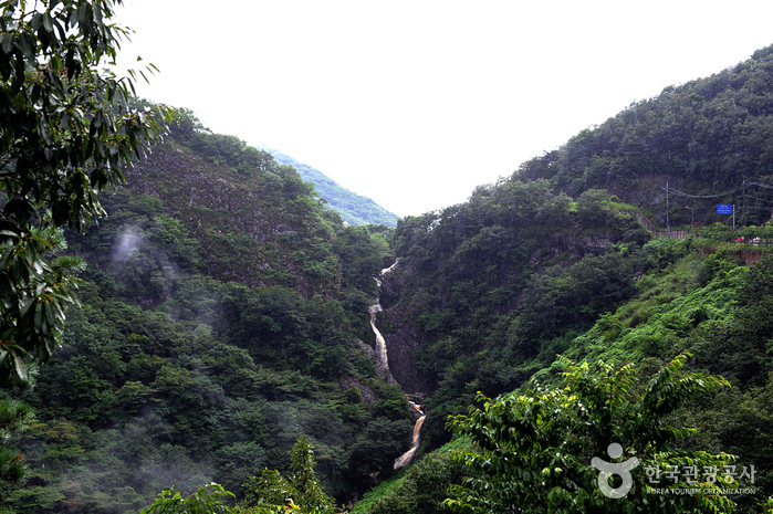 [全北] 威鳳滝（위봉폭포）