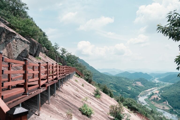 [全北] 龍闕山ハヌルギル（용궐산하늘길）