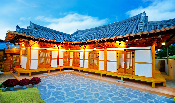 [全北] 全州韓屋宿泊体験館 (전주 한옥숙박체험관)