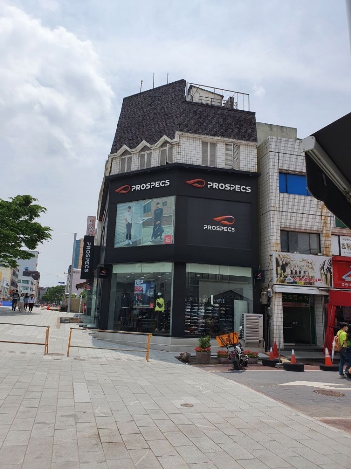[全羅南道] [事後免税店] PROSPECS（プロスペックス）・スンチョンジュンアン（順天中央）店（프로스펙스 순천중앙점）