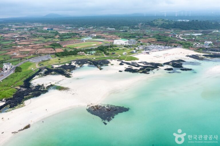 [済州] 金寧ソンセギ海岸（金寧海水浴場）（김녕성세기해변（김녕해수욕장））