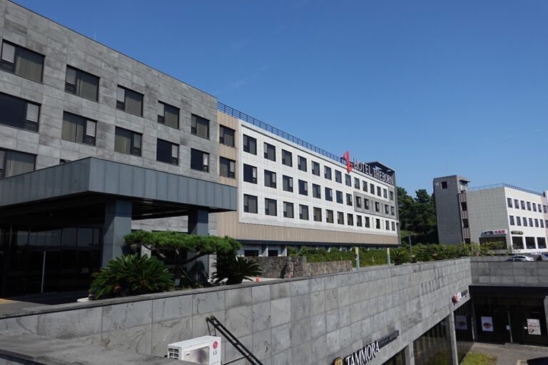 [済州] ホテル・ザ・ボーン済州（호텔 더본 제주）