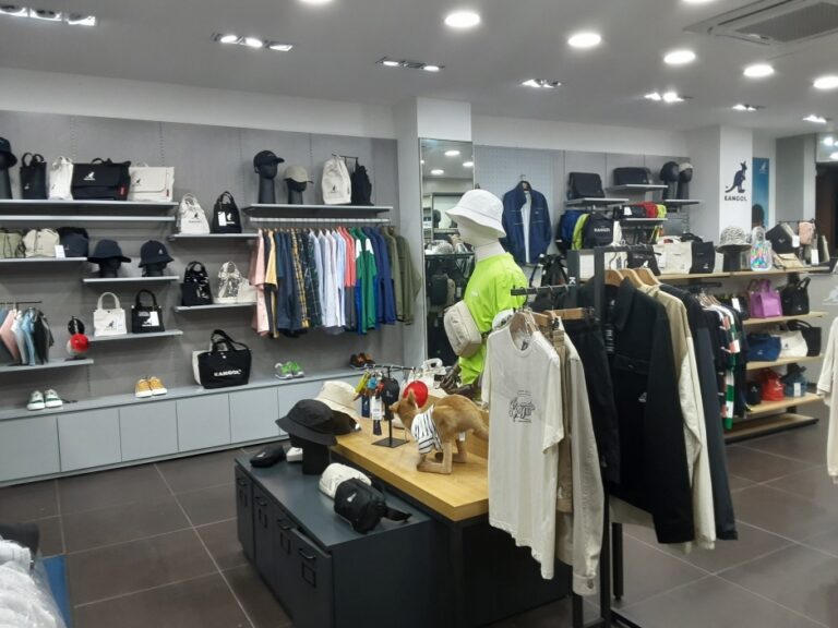 [済州] [事後免税店] KANGOL（カンゴール）・シンジェジュ（新済州）店（캉골신제주점）